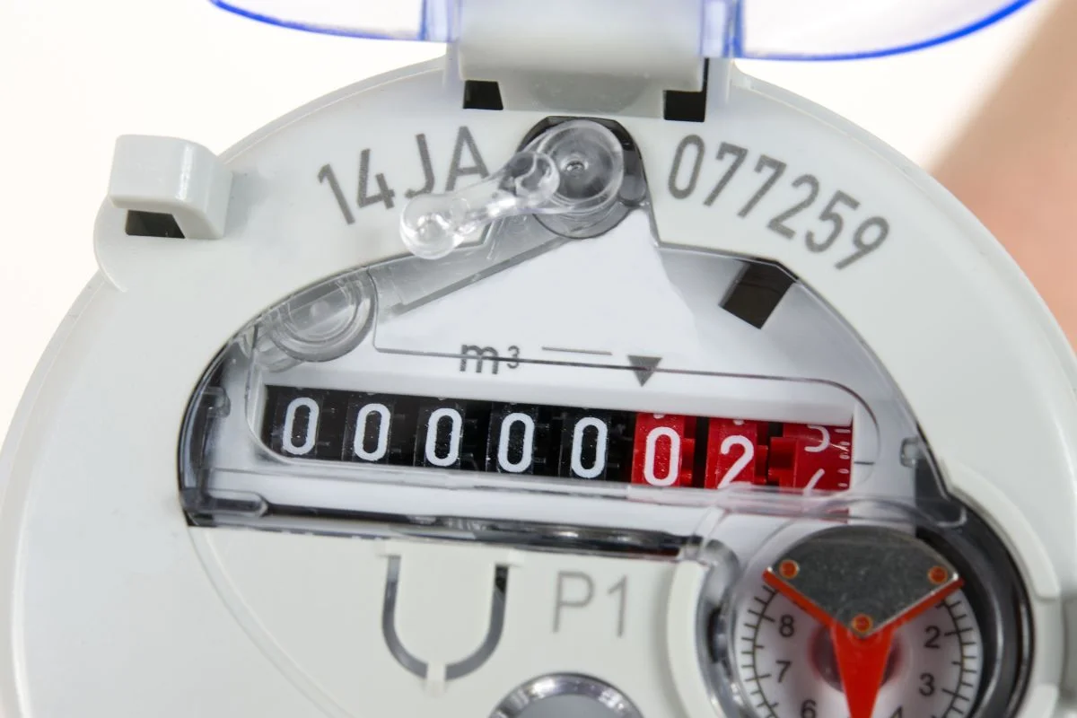 couper l'arrivée d'eau au compteur extérieur
